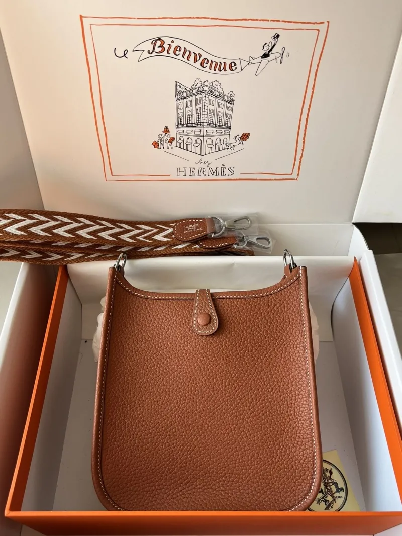 Alternative view of Hermes Satchel Bags-48