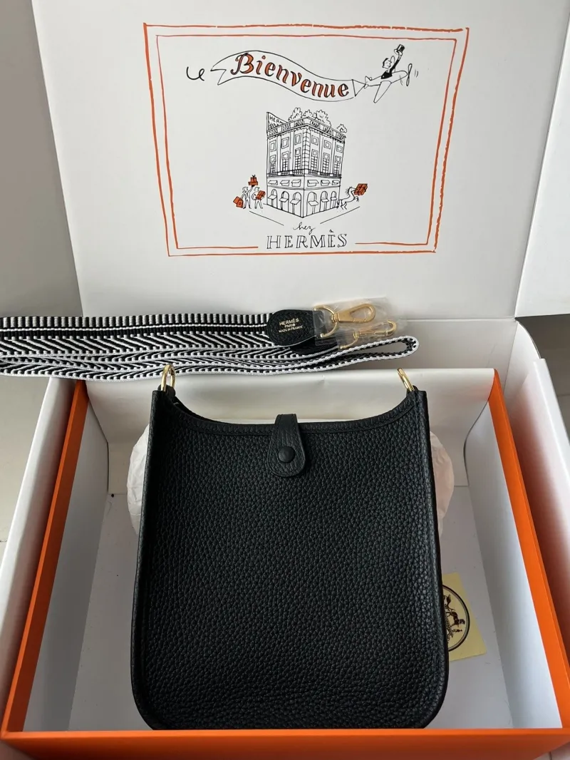 Alternative view of Hermes Satchel Bags-51