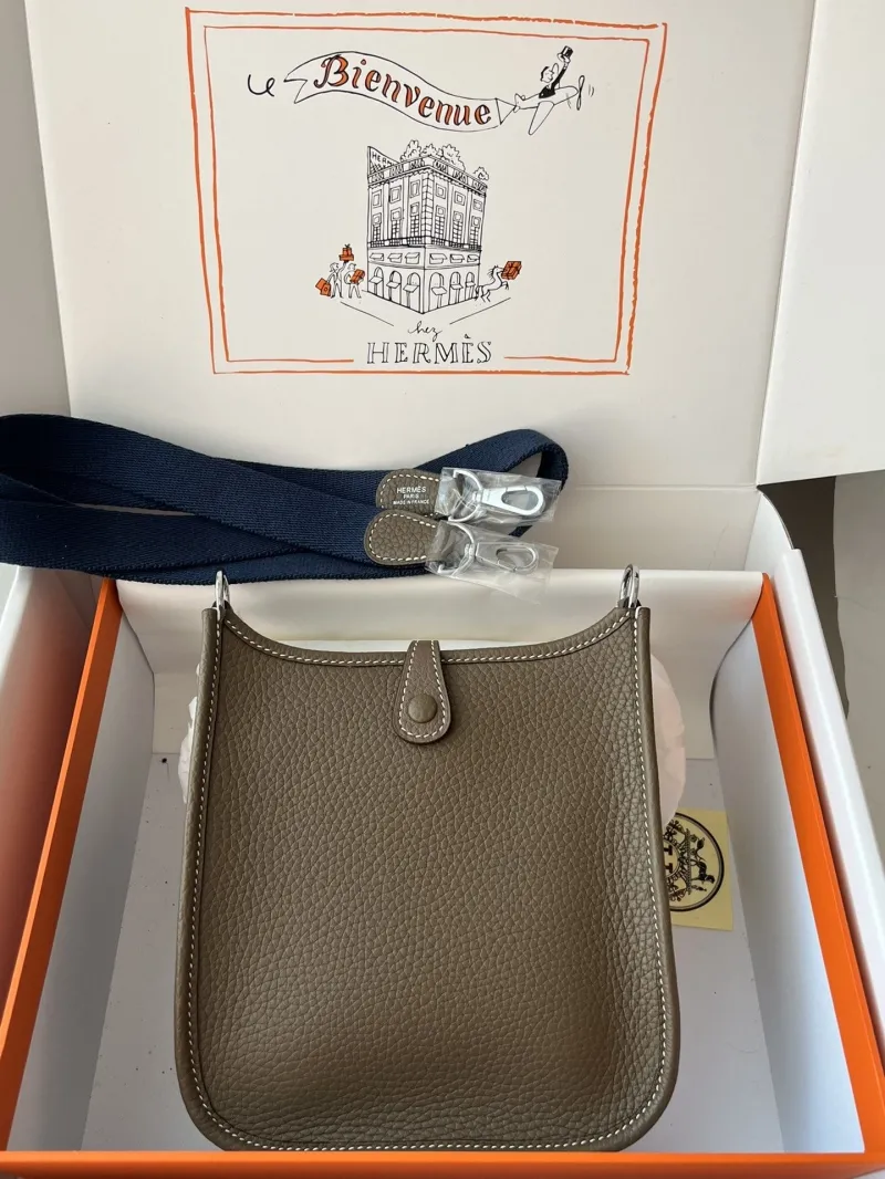 Alternative view of Hermes Satchel Bags-55