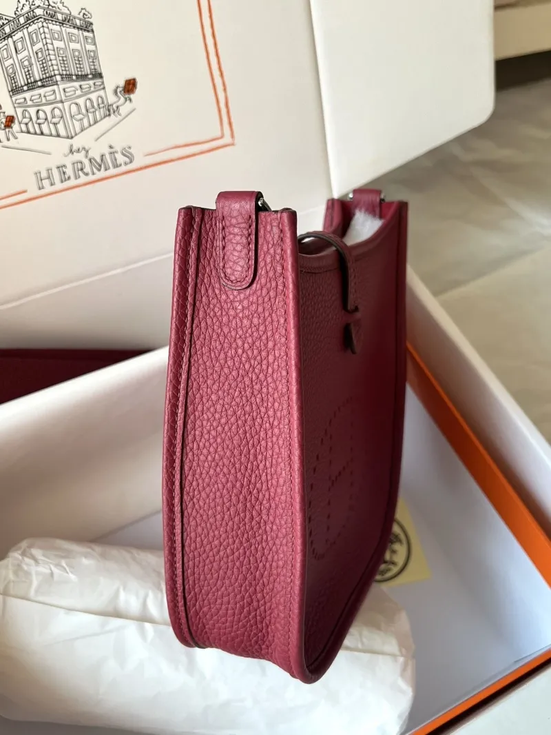 Alternative view of Hermes Satchel Bags-57
