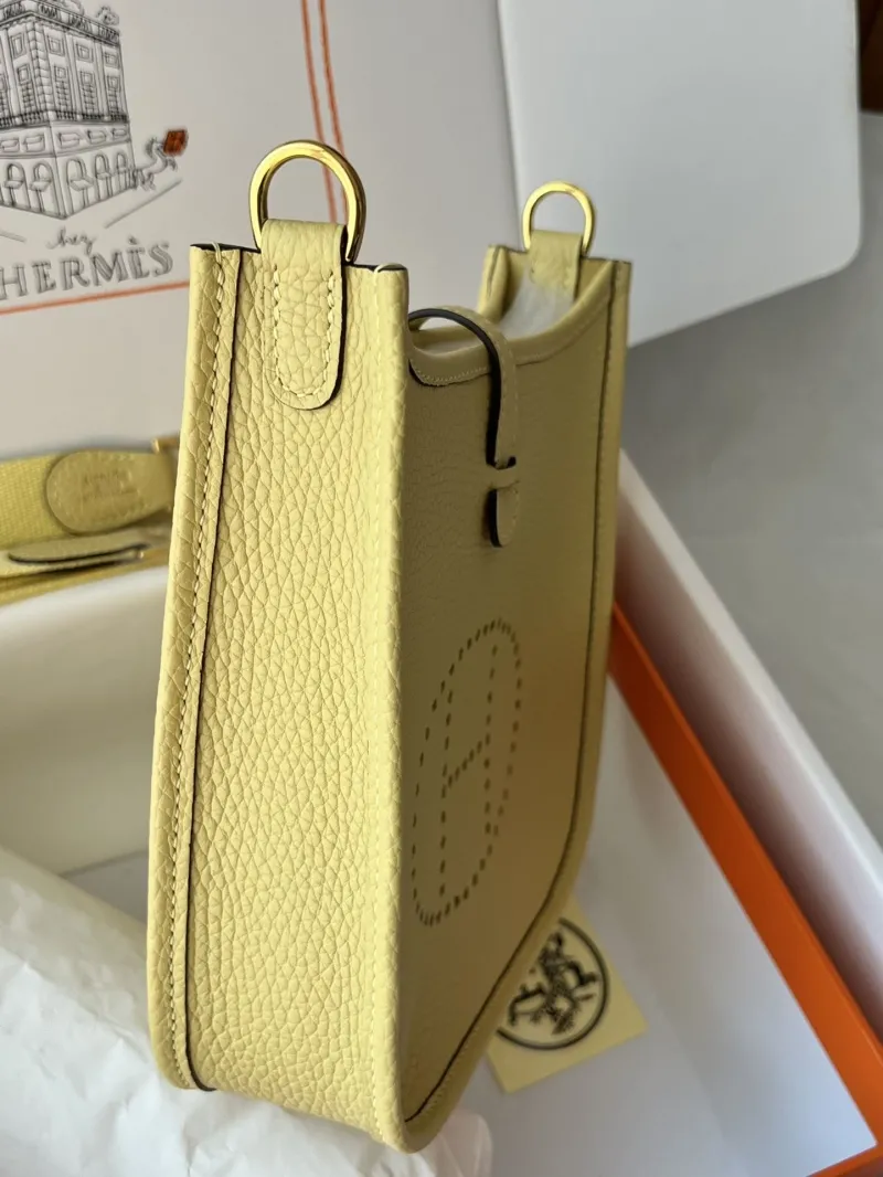 Hermes Pale Yellow Leather Crossbody Satchel Bag - Image 3