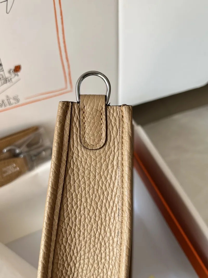 Hermes Tan Leather Crossbody Bag 61 - Image 7
