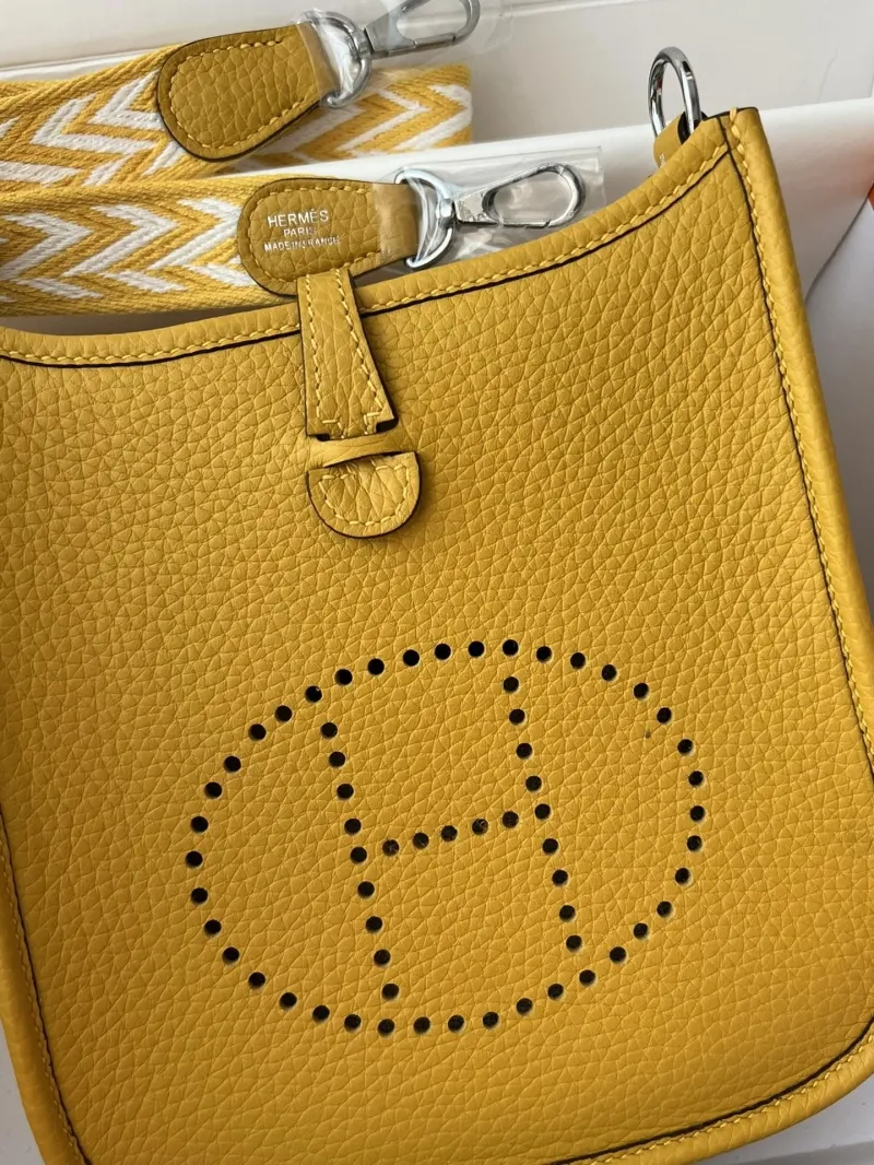 Hermes Yellow Leather Crossbody Bag - Image 4