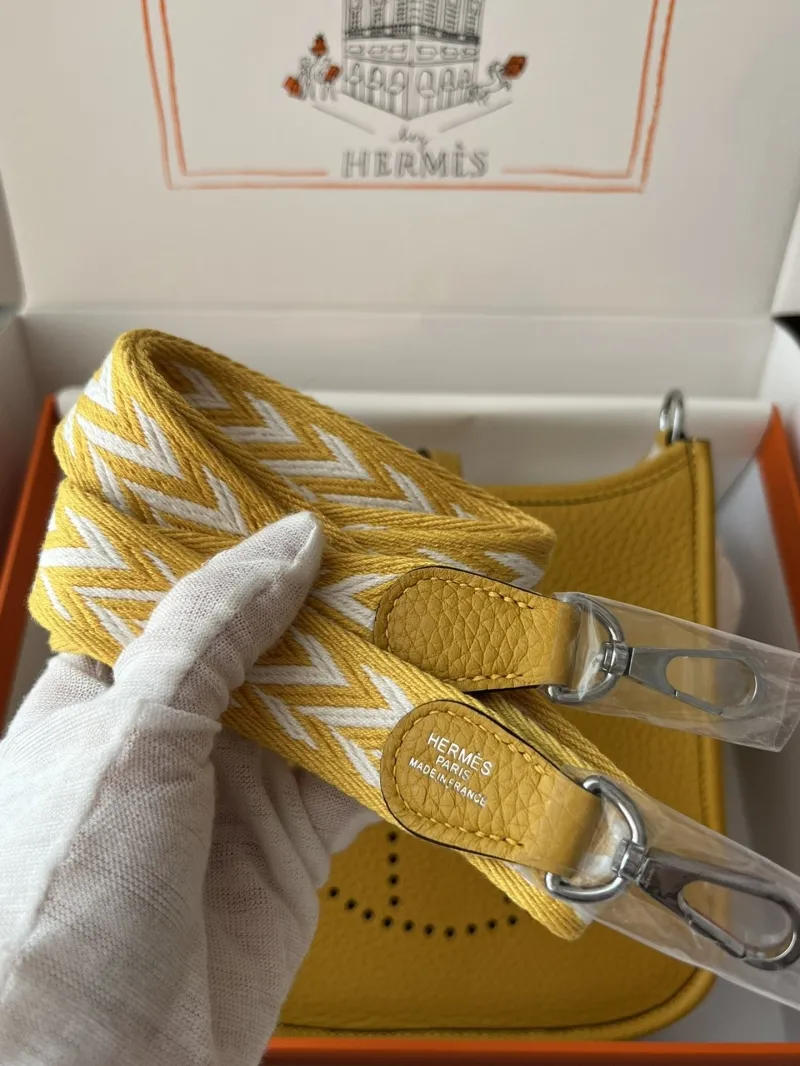 Hermes Yellow Leather Crossbody Bag - Image 9