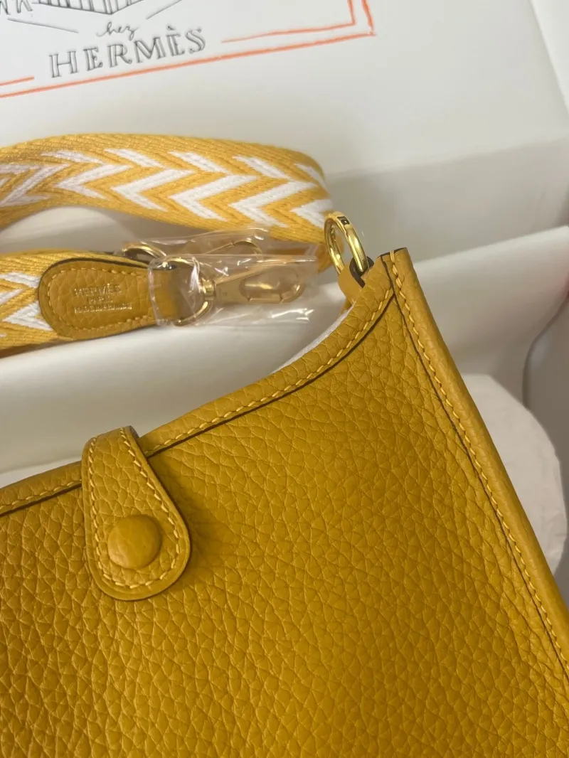 Hermes Yellow Leather Crossbody Satchel Bag - Image 4
