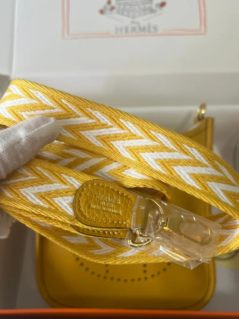 Hermes Yellow Leather Crossbody Satchel Bag - Image 8