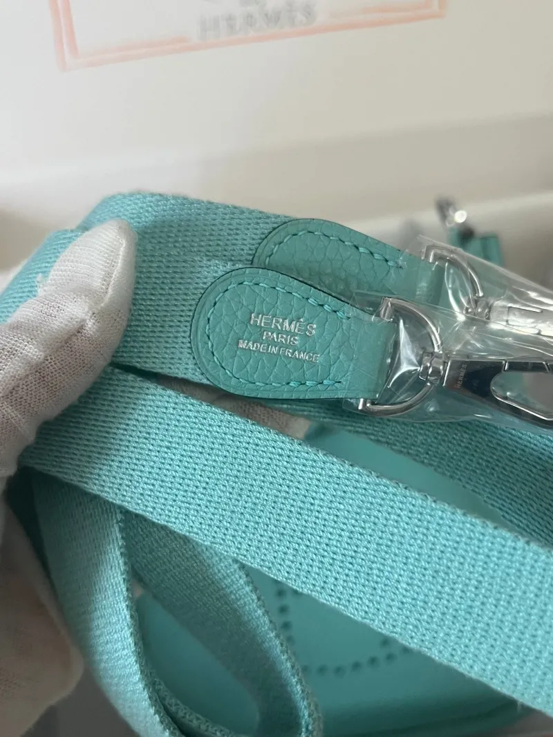 Hermes Turquoise Crossbody Satchel Bag 75 - Image 9