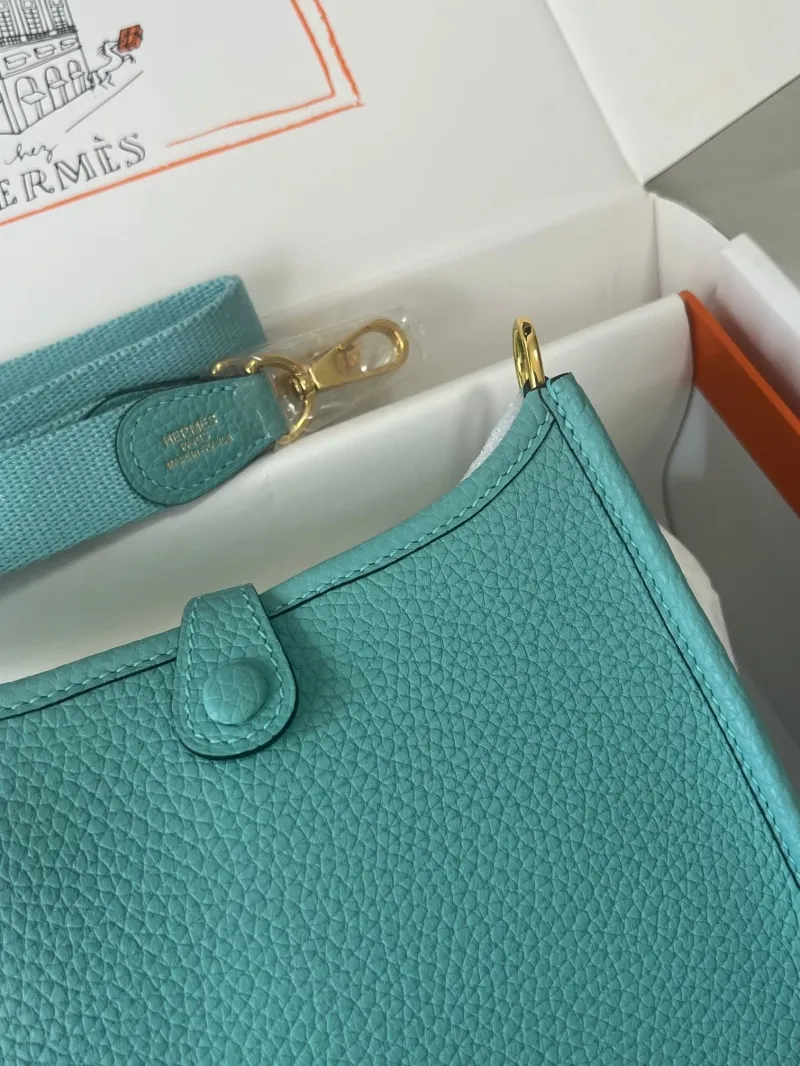 Hermes Turquoise Leather Crossbody Satchel Bag - Image 4