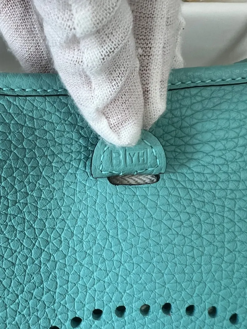 Hermes Turquoise Leather Crossbody Satchel Bag - Image 8