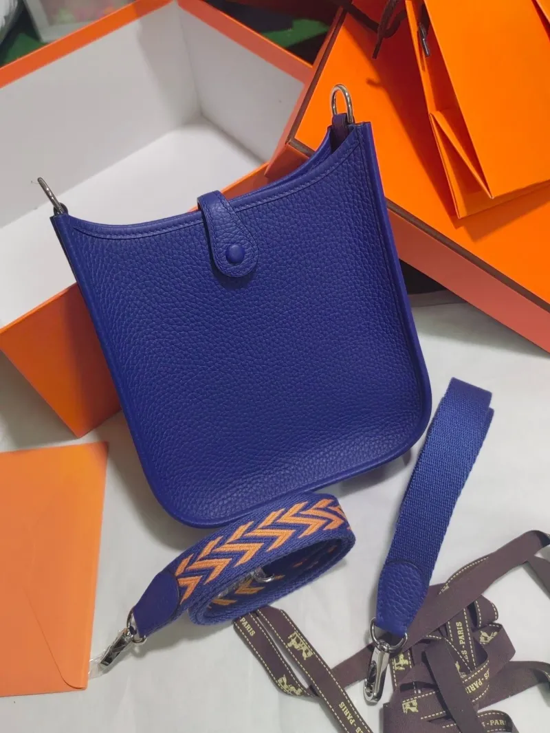 Alternative view of Hermes Satchel Bags-81