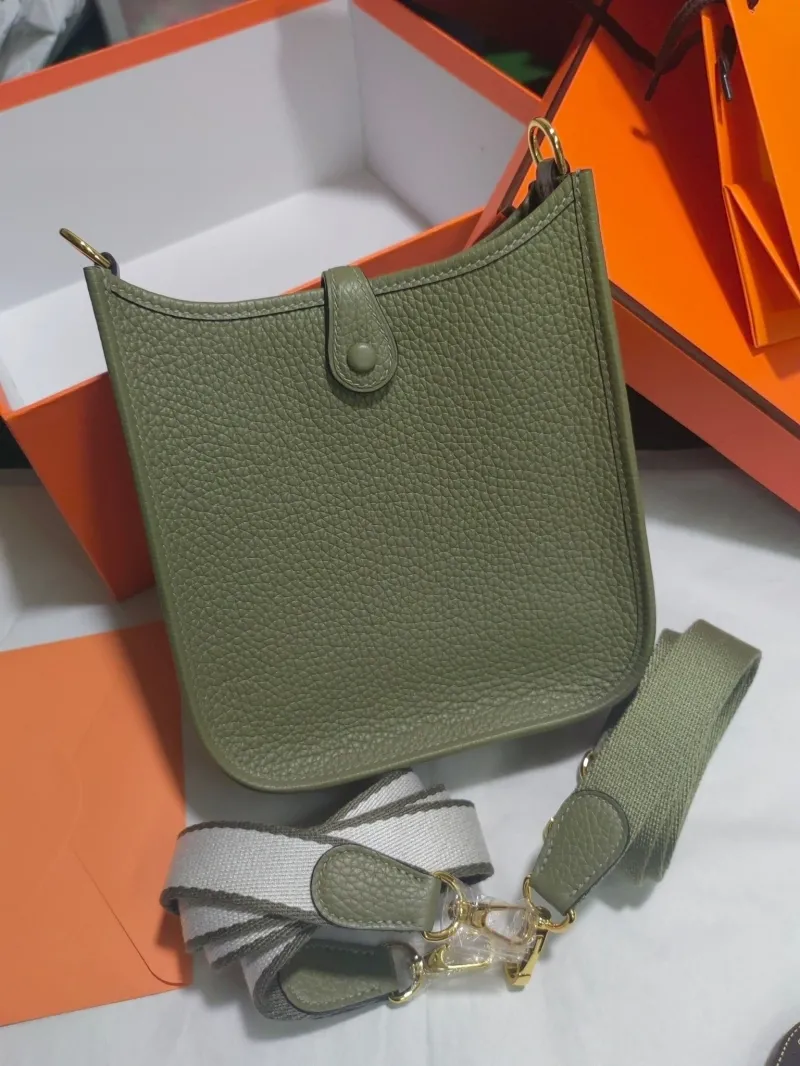 Alternative view of Hermes Satchel Bags-82
