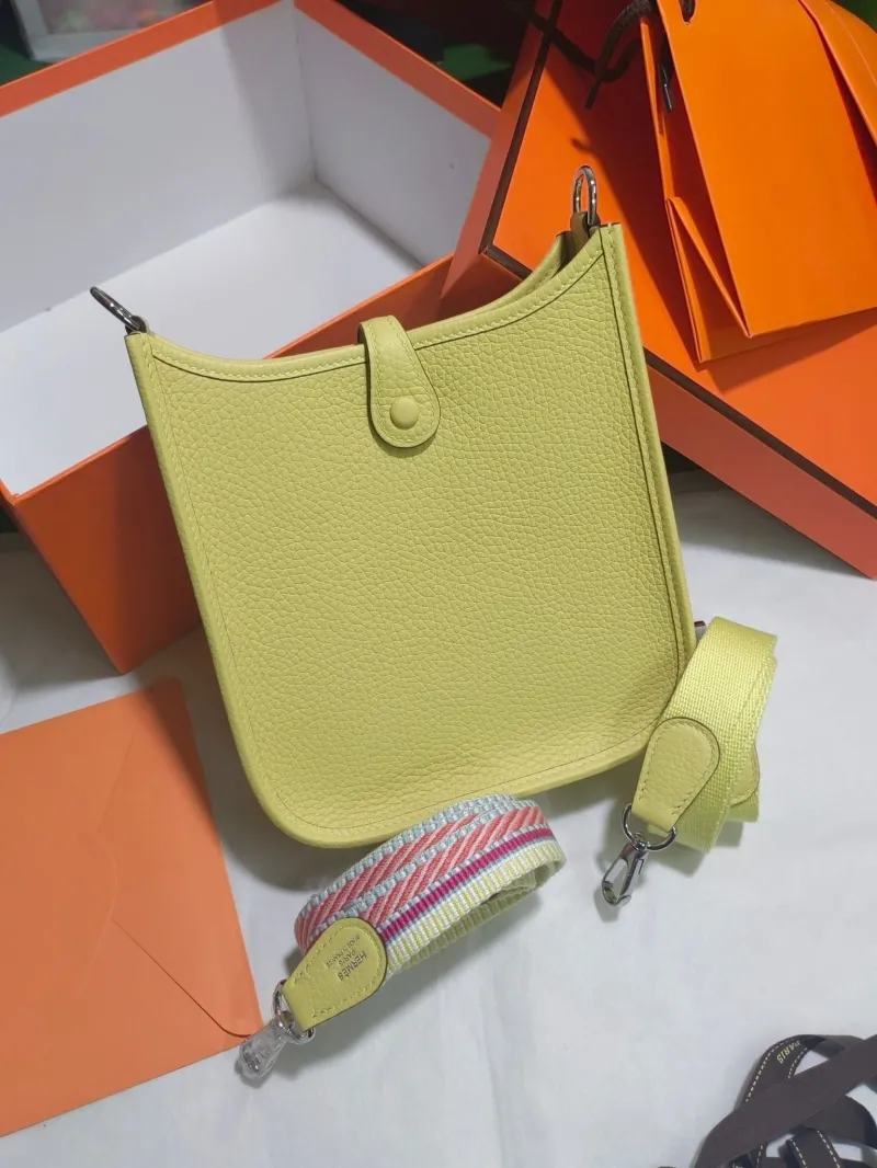 Alternative view of Hermes Satchel Bags-83