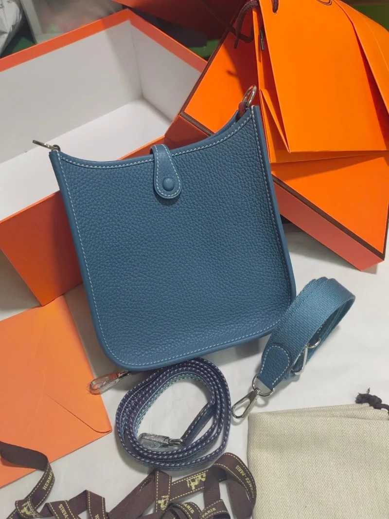 Alternative view of Hermes Satchel Bags-89