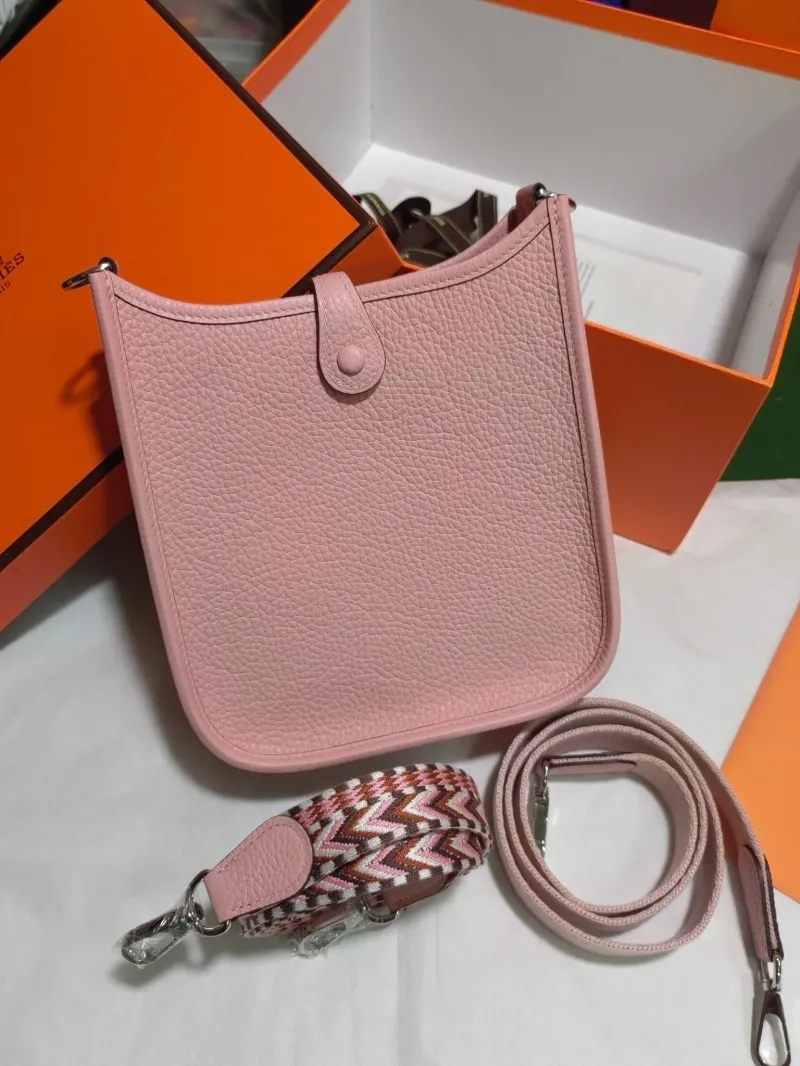 Alternative view of Hermes Satchel Bags-91
