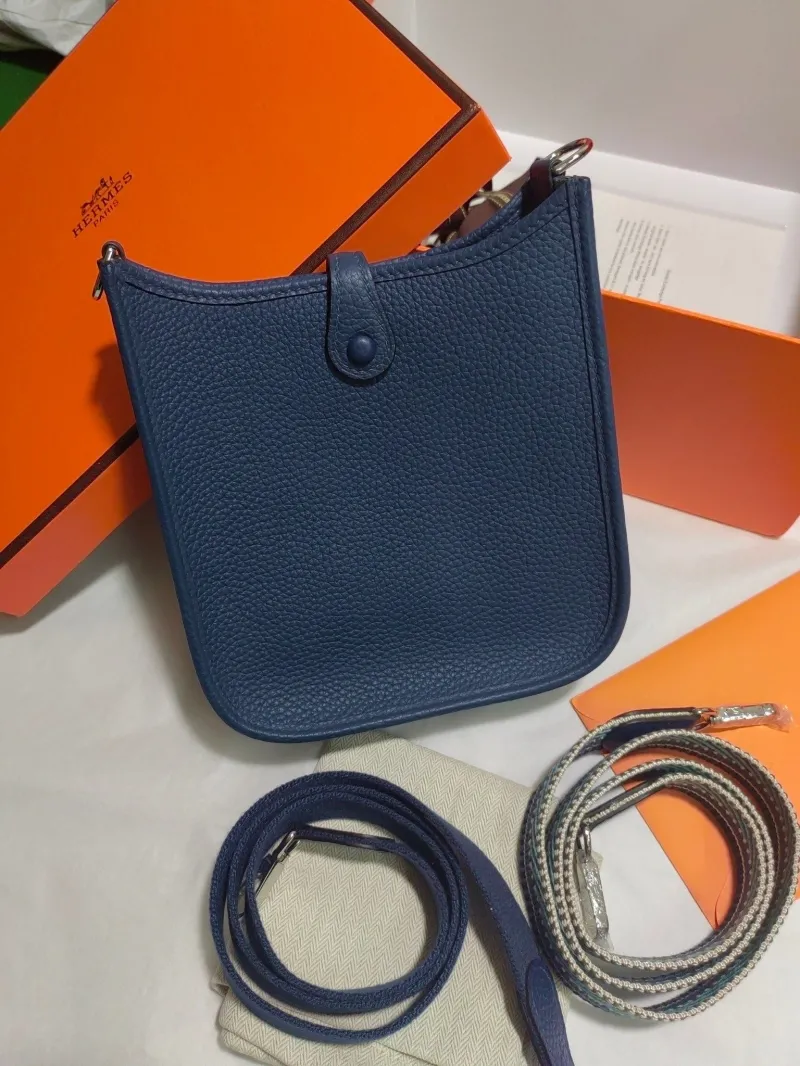 Alternative view of Hermes Satchel Bags-95