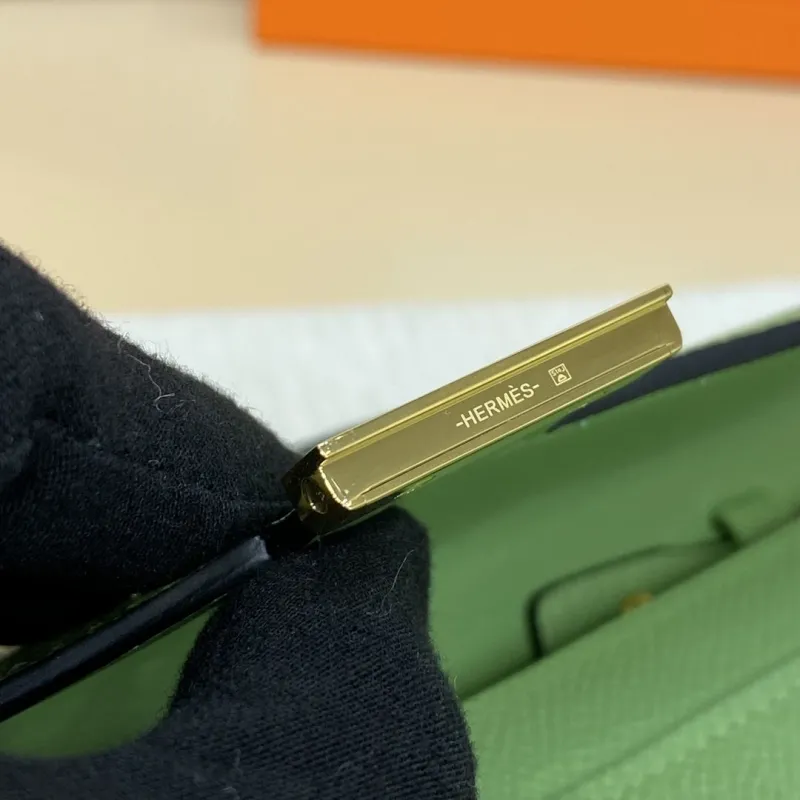Hermes Green Leather Crossbody Satchel Bag - Image 8