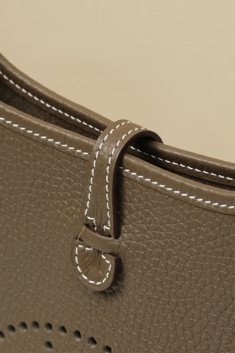 Hermes Taupe Leather Satchel Bag 137 - Image 3