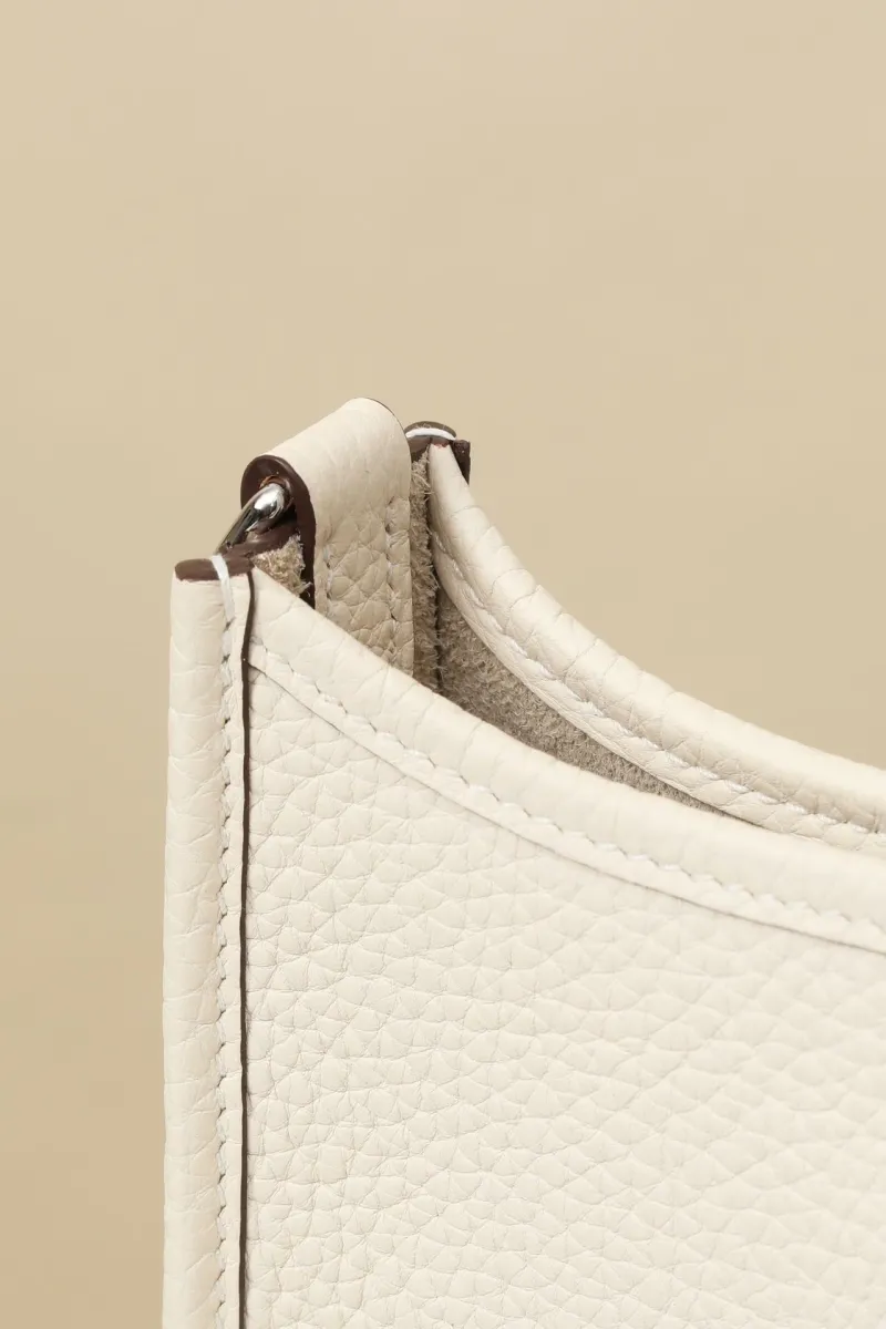 Alternative view of Hermes Cream Satchel Bag 138
