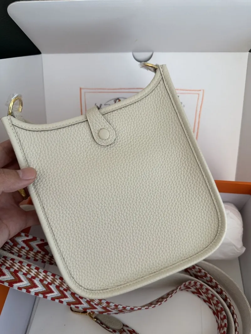 Hermes Cream Crossbody Satchel Bag 141 - Image 4