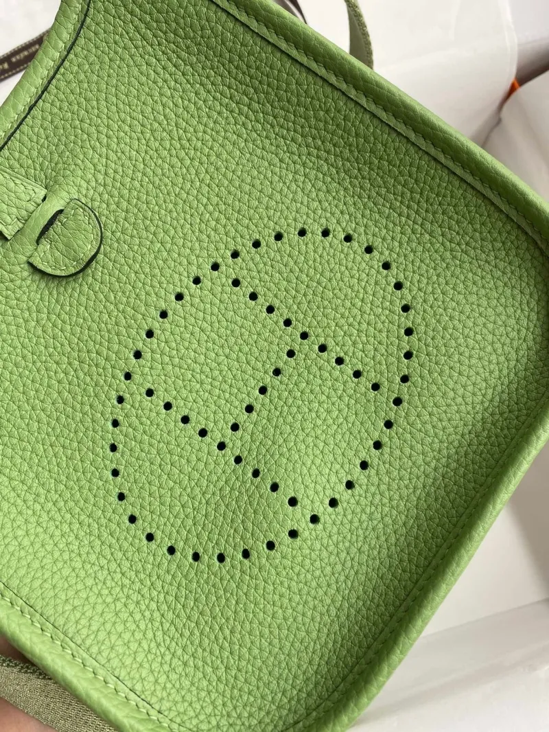 Hermes Green Leather Crossbody Satchel Bag 148 - Image 3