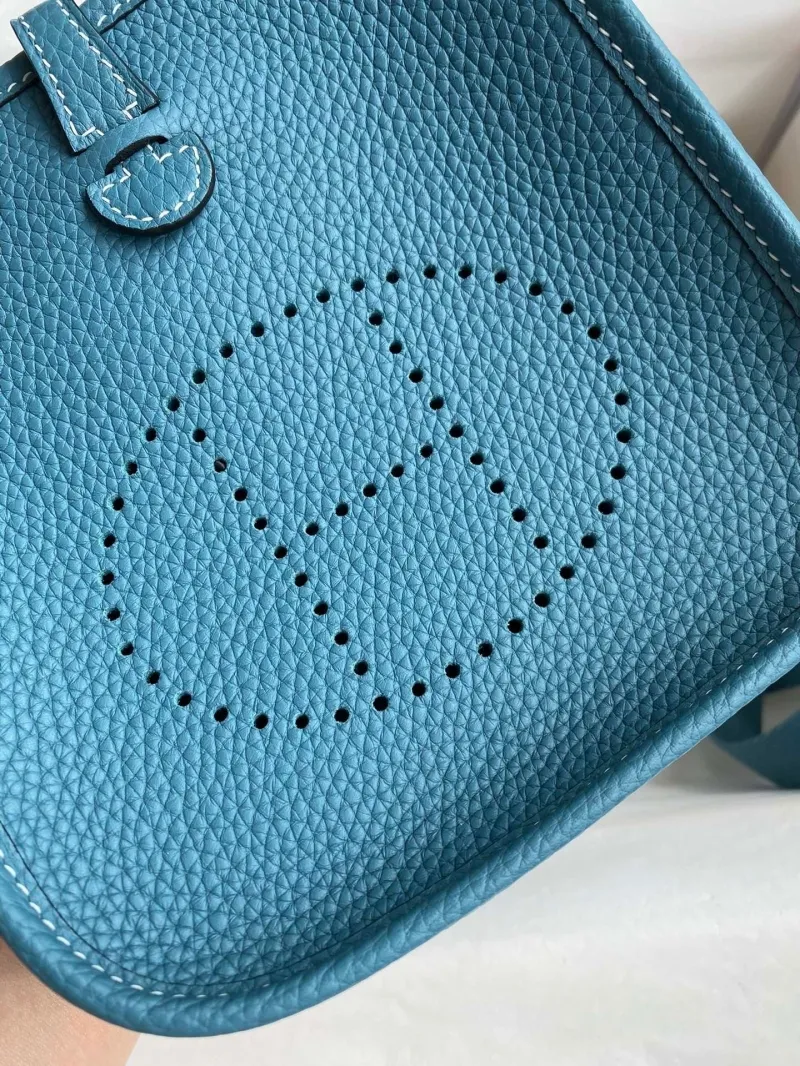 Alternative view of Hermes Teal Leather Crossbody Bag 157