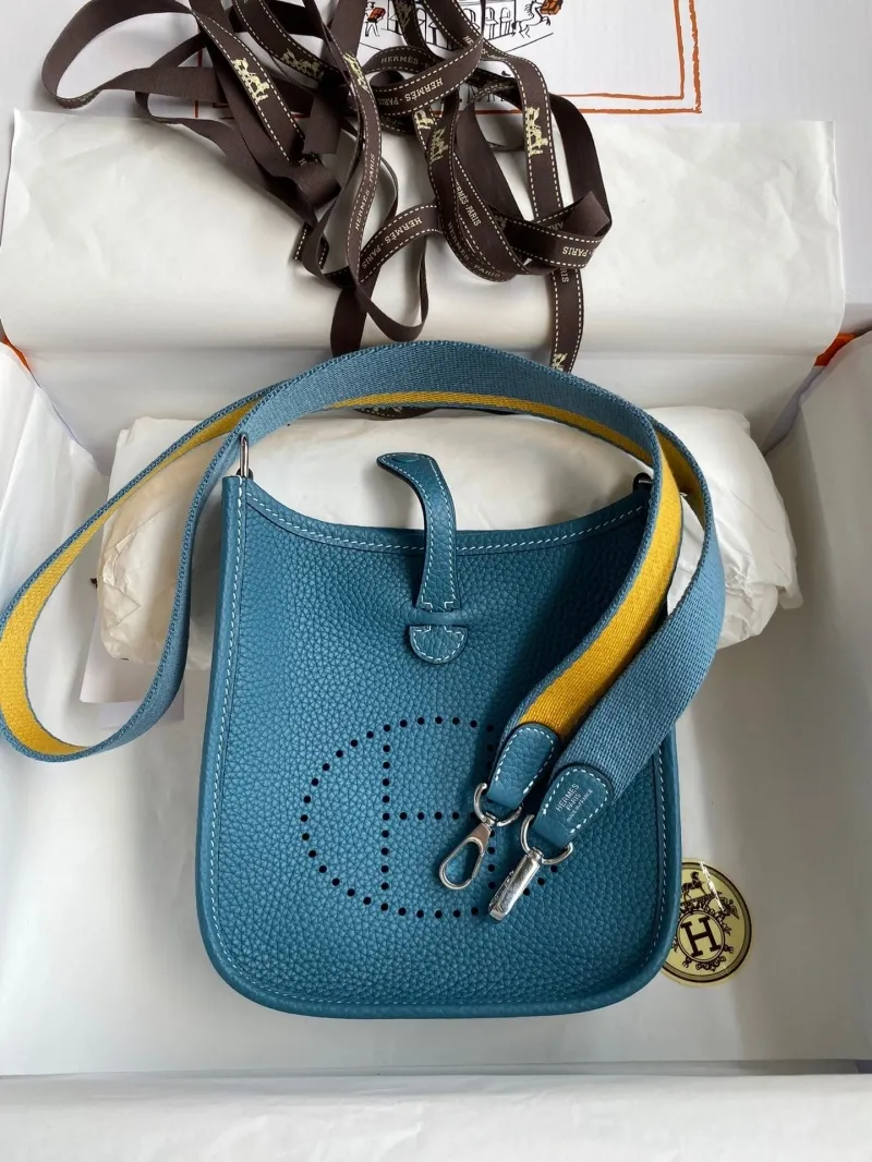 Hermes Blue Leather Crossbody Satchel Bag - Image 9