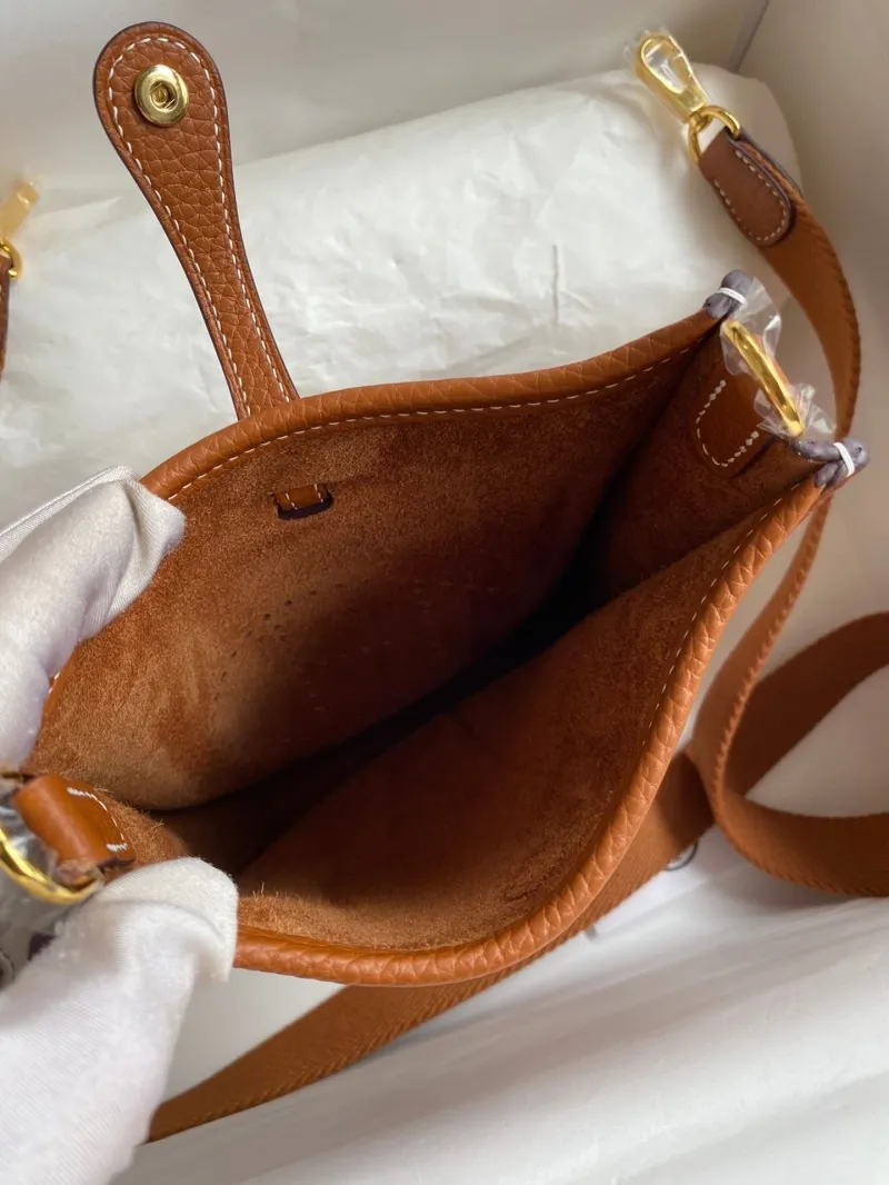 Hermes Brown Leather Crossbody Satchel Bag 160 - Image 9