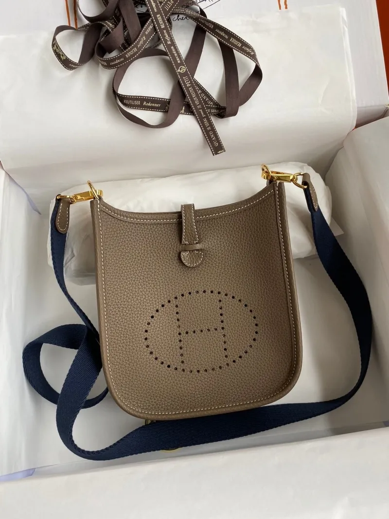 Hermes Taupe Leather Crossbody Satchel Bag 162