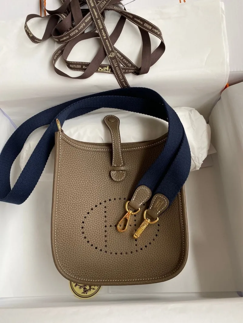 Hermes Taupe Leather Crossbody Satchel Bag 162 - Image 9