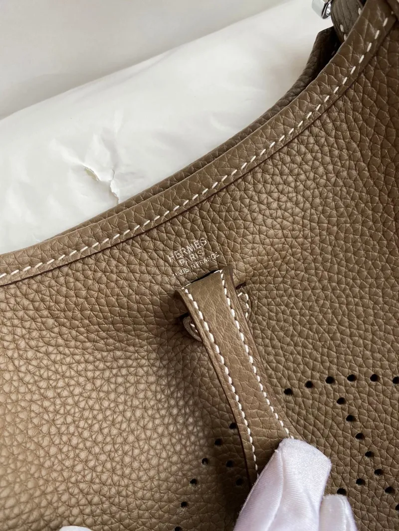 Hermes Taupe Leather Crossbody Satchel Bag 163 - Image 4