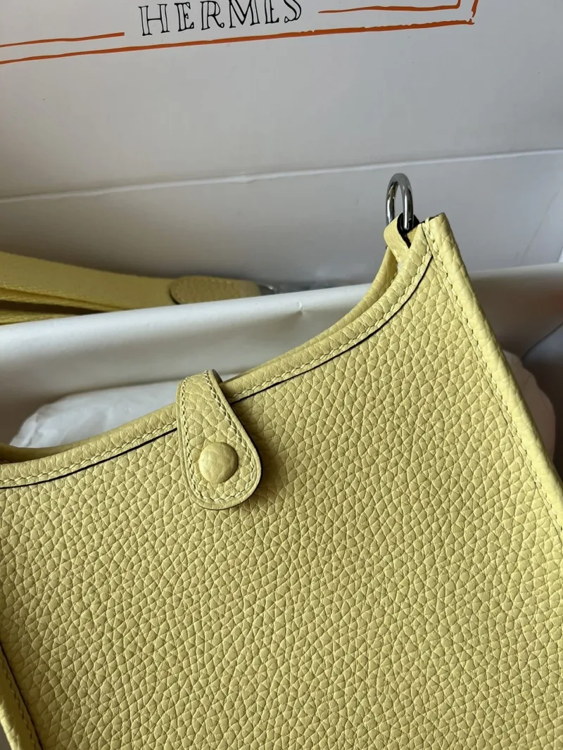 Hermes Pale Yellow Satchel Bag 178 - Image 4