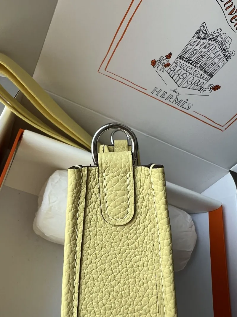 Hermes Pale Yellow Satchel Bag 178 - Image 5