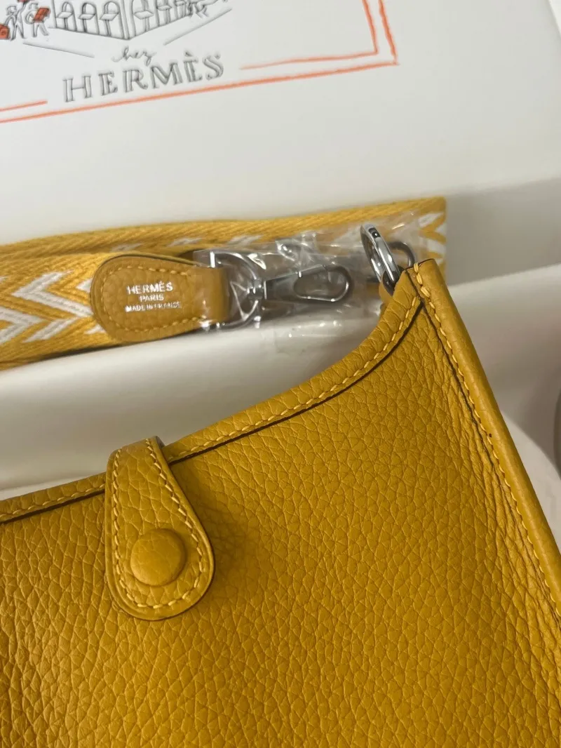 Hermes Yellow Leather Satchel Crossbody Bag - Image 3