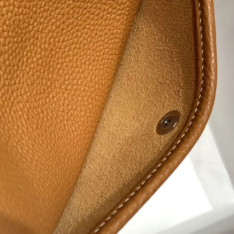 Hermes Tan Leather Crossbody Bag - Image 7