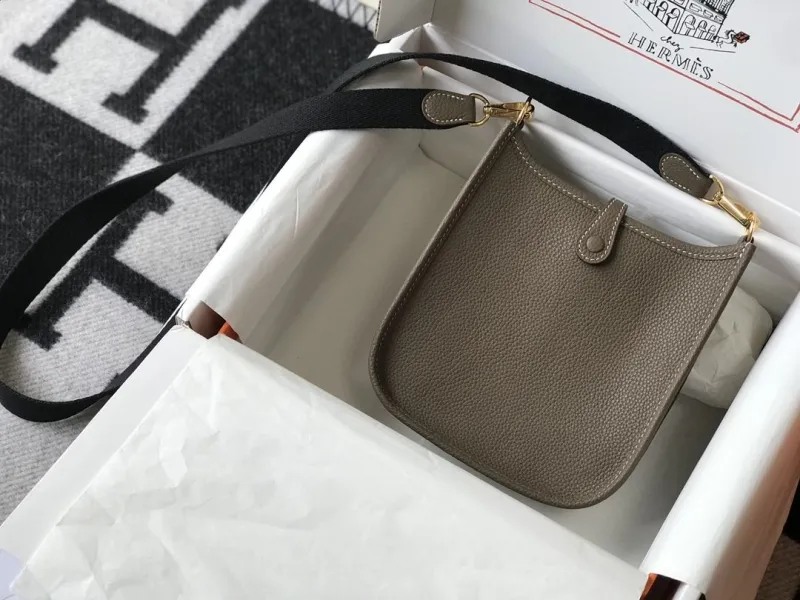 Hermes Taupe Leather Crossbody Satchel - Image 3