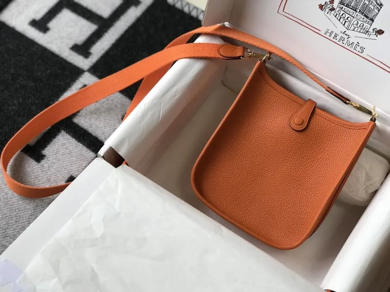 Hermes Orange Leather Crossbody Satchel Bag - Image 3
