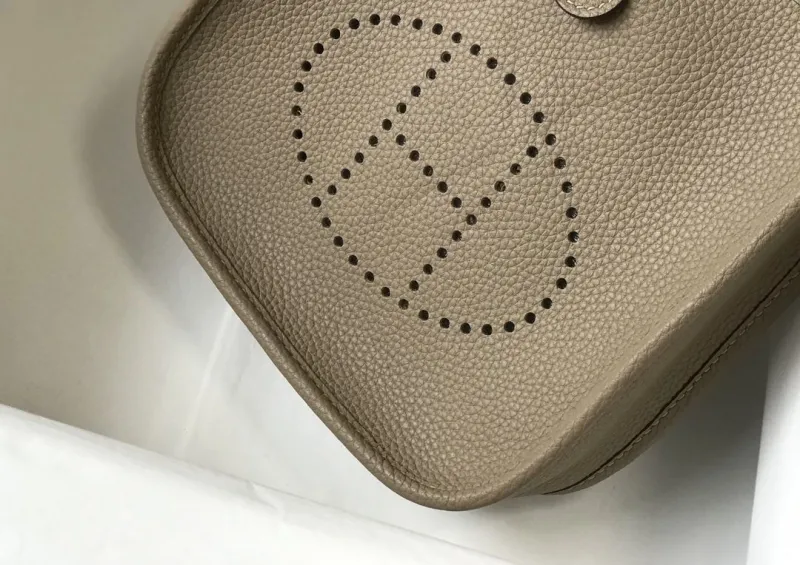 Hermes Taupe Leather Crossbody Satchel Bag - Image 4