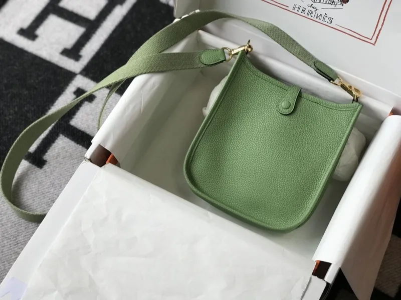 Hermes Light Green Crossbody Satchel Bag 192 - Image 3