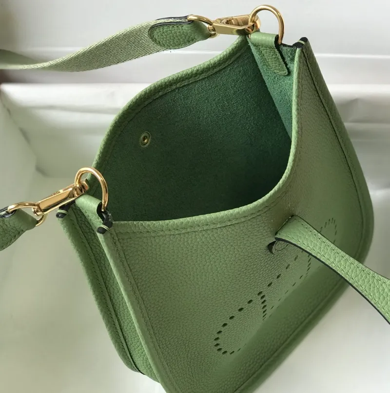 Hermes Light Green Crossbody Satchel Bag 192 - Image 8