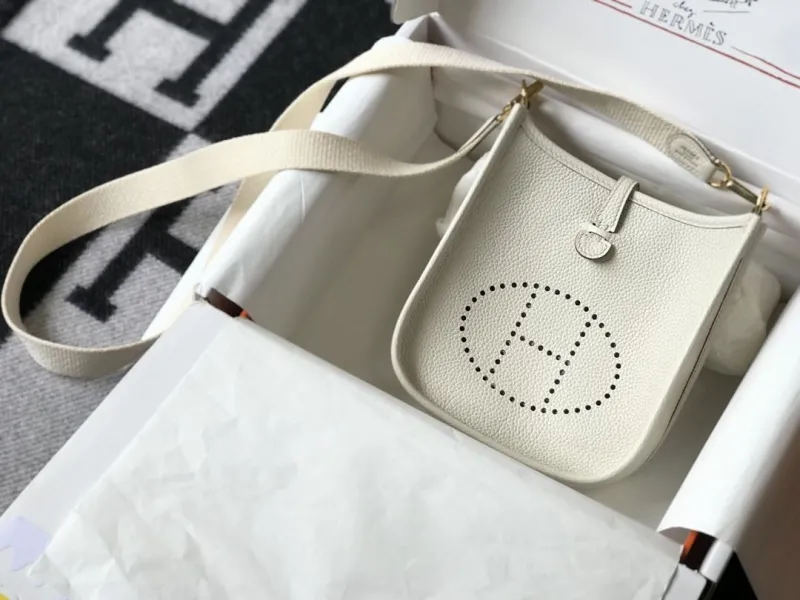 Alternative view of Hermes Cream White Leather Crossbody Satchel Bag