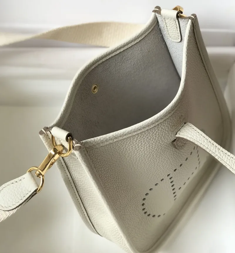 Hermes Cream White Leather Crossbody Satchel Bag - Image 8