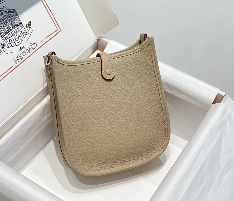 Alternative view of Hermes Beige Leather Crossbody Satchel Bag