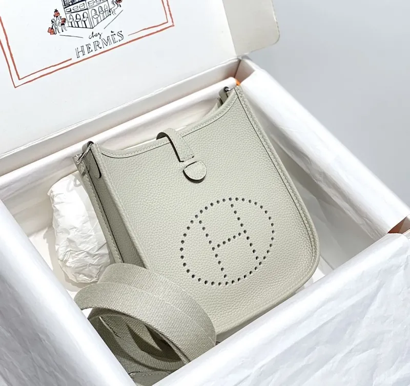 Hermes Light Gray Crossbody Satchel Bag 203 - Image 3