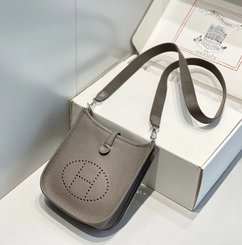 Hermes Gray Leather Satchel Bag 205 - Image 4