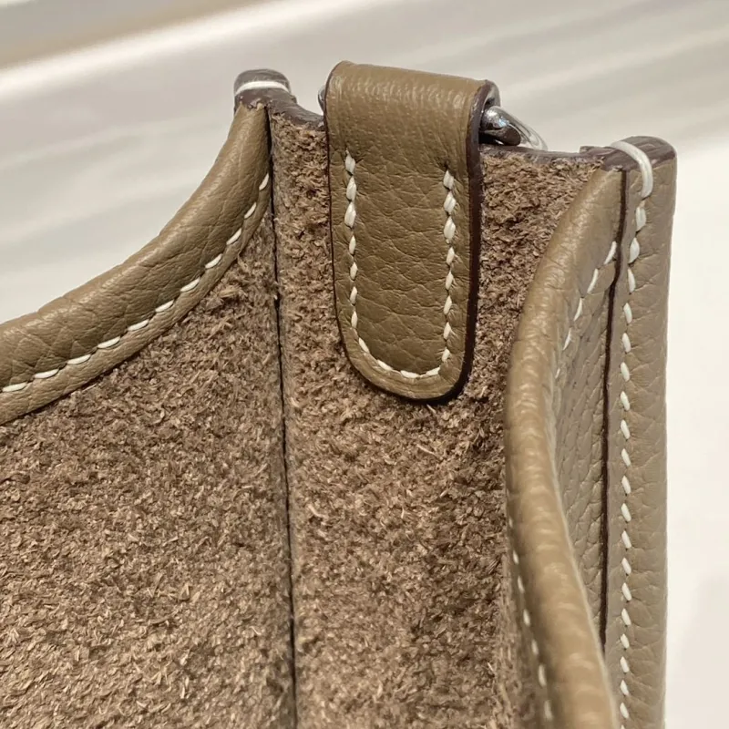 Hermes Taupe Leather Crossbody Bag 206 - Image 8