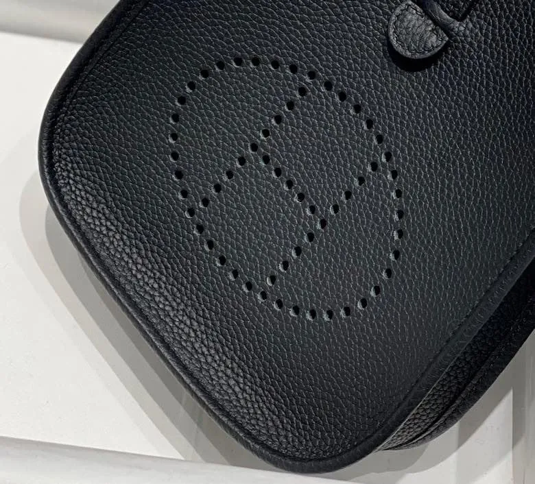 Hermes Black Leather Satchel Bag 210 - Image 8