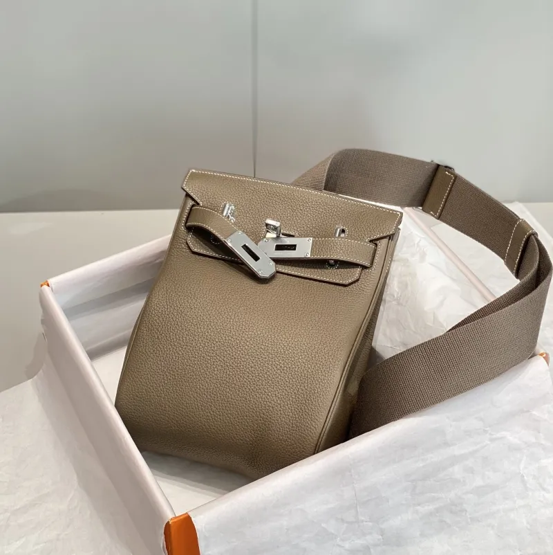 Hermes Taupe Leather Crossbody Satchel Bag - Image 4