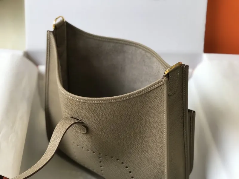 Hermes Taupe Leather Satchel Bag 217 - Image 8