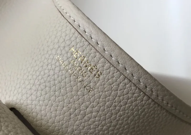 Hermes Off-White Leather Satchel Bag 224 - Image 5