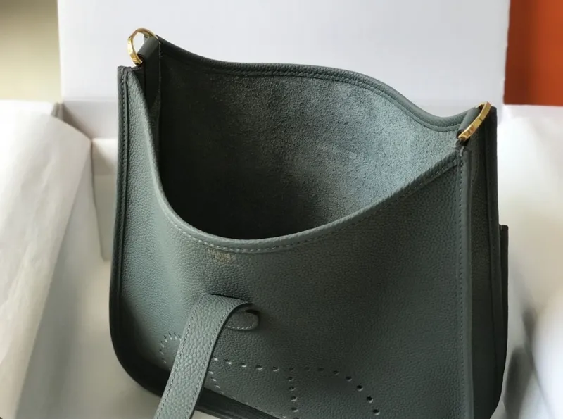 Hermes Dark Green Leather Satchel Bag 225 - Image 9